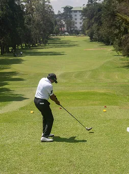Golfing in Paradise